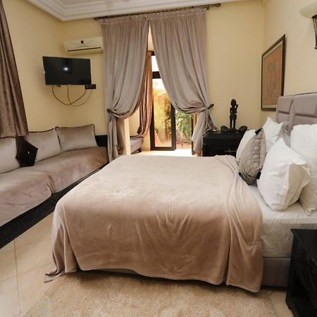 Equi Palace & Spa Near Aeroport Berrechid Esterno foto